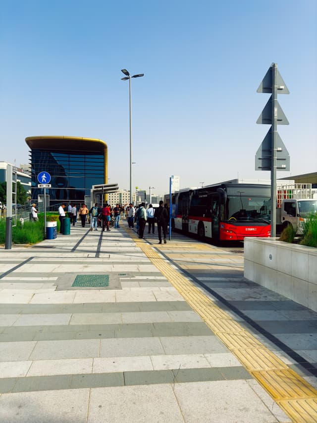 Dubai Metro - Investment Park